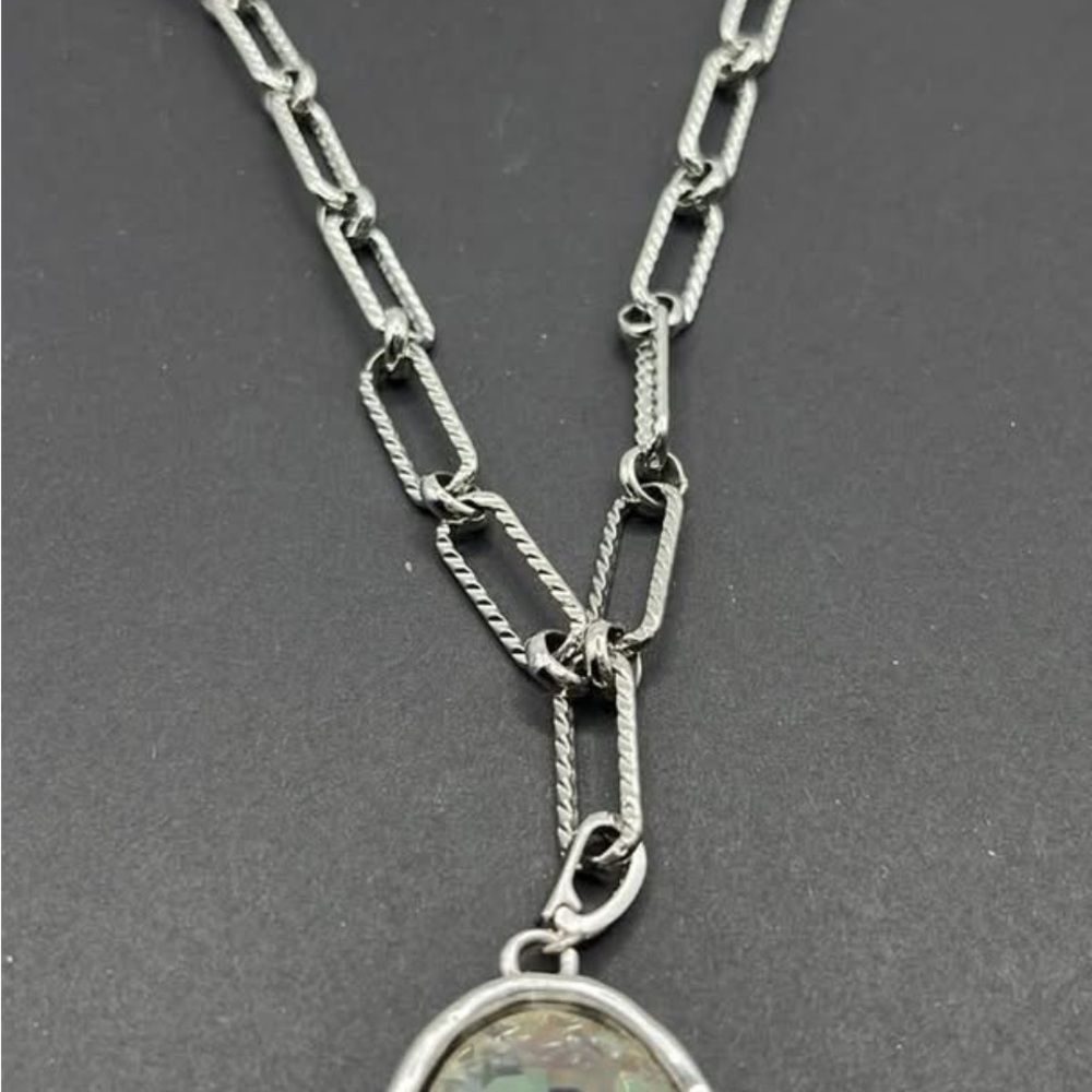 Chic Silver Link Necklace
